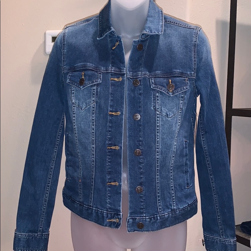 CREMIEUX MADISON mid wash DENIM JACKET NWT